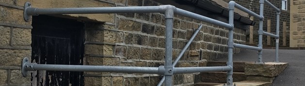 Handrail from Q-Clamp 