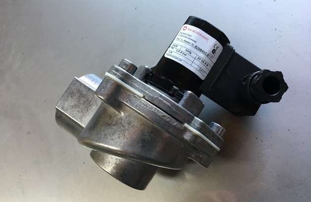 Norgen pulse valves for dust bag cleaning.